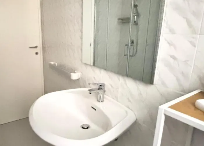 Vacanzero * Равенна